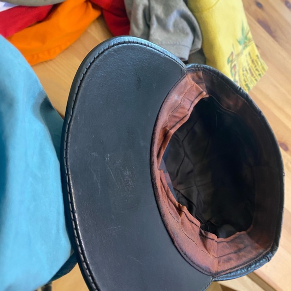 Hip-Hop style leather flat brimmed baseball cap - Picture 10 of 11